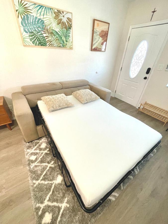 Comfy Bnb W/ King Bed + Work/Travel + Beach 8 Min Халландейл-Бич Экстерьер фото